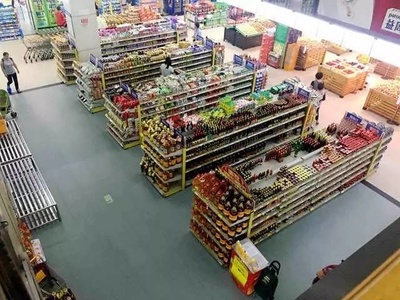 再見了，匯佳！陳江人最愛的14年老牌超市7月正式停業，服裝區清倉引發回憶潮