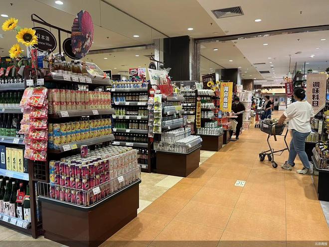 布局26載，華堂超市“獨苗”如何以服飾銷售闖關北京市場